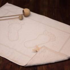 hotel bathmats